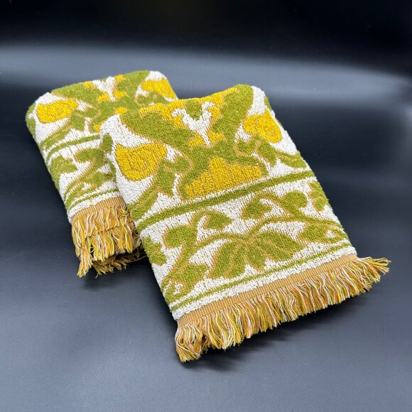 JC Penney Other - Vintage Bath Towels 1960s JC Penney Fashion Manor Avocado Harvest Gold Cotton